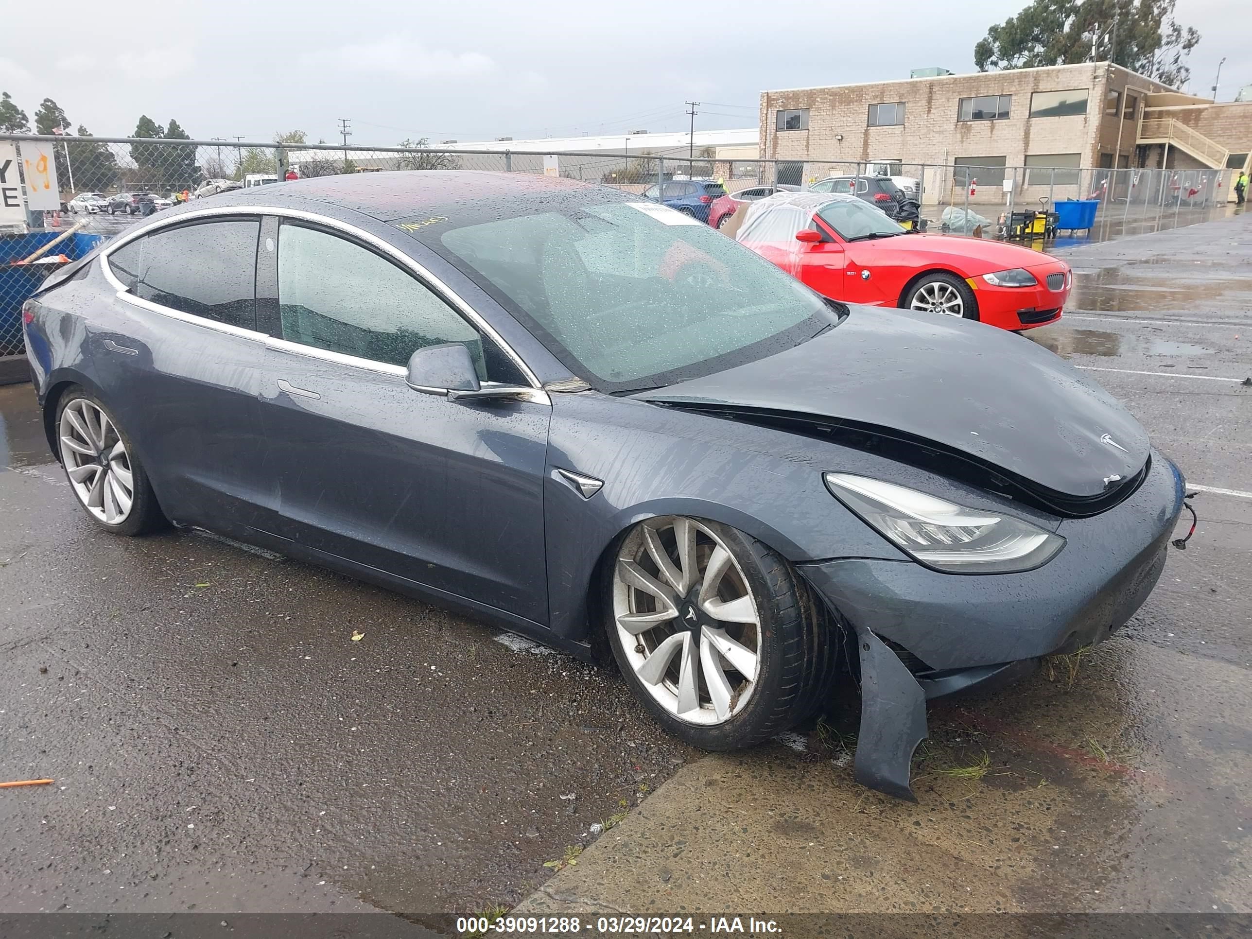 tesla model 3 2018 5yj3e1ea9jf024001