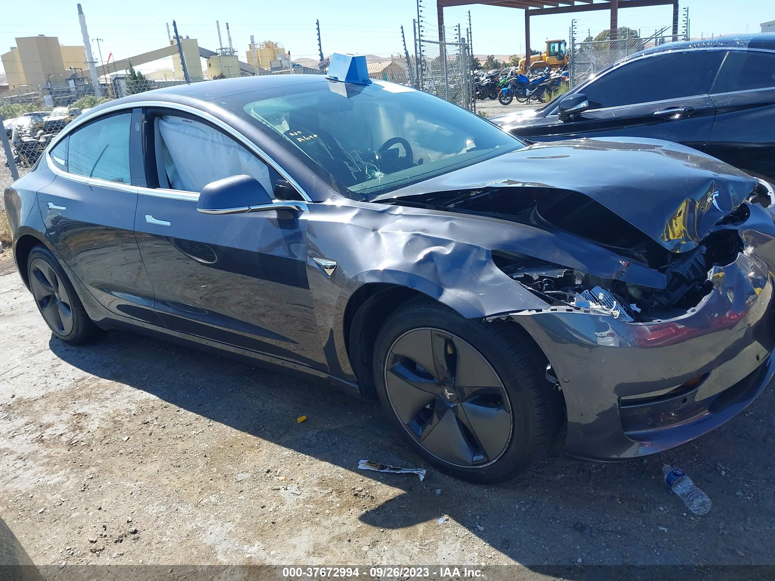 tesla model 3 2018 5yj3e1eaxjf157589