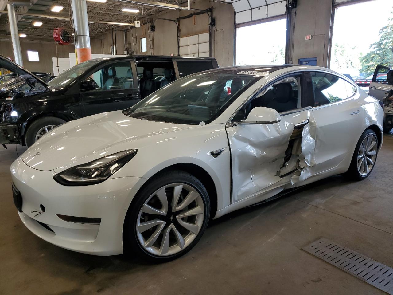 tesla model 3 2020 5yj3e1eaxlf738075