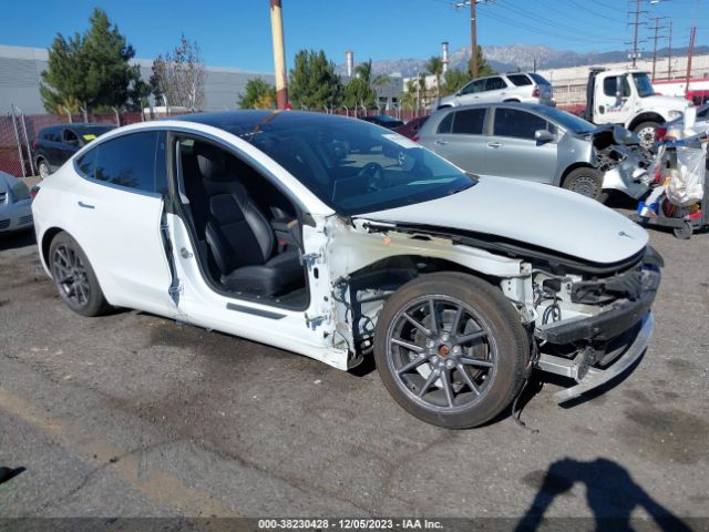 tesla model 3 2019 5yj3e1eb3kf511740