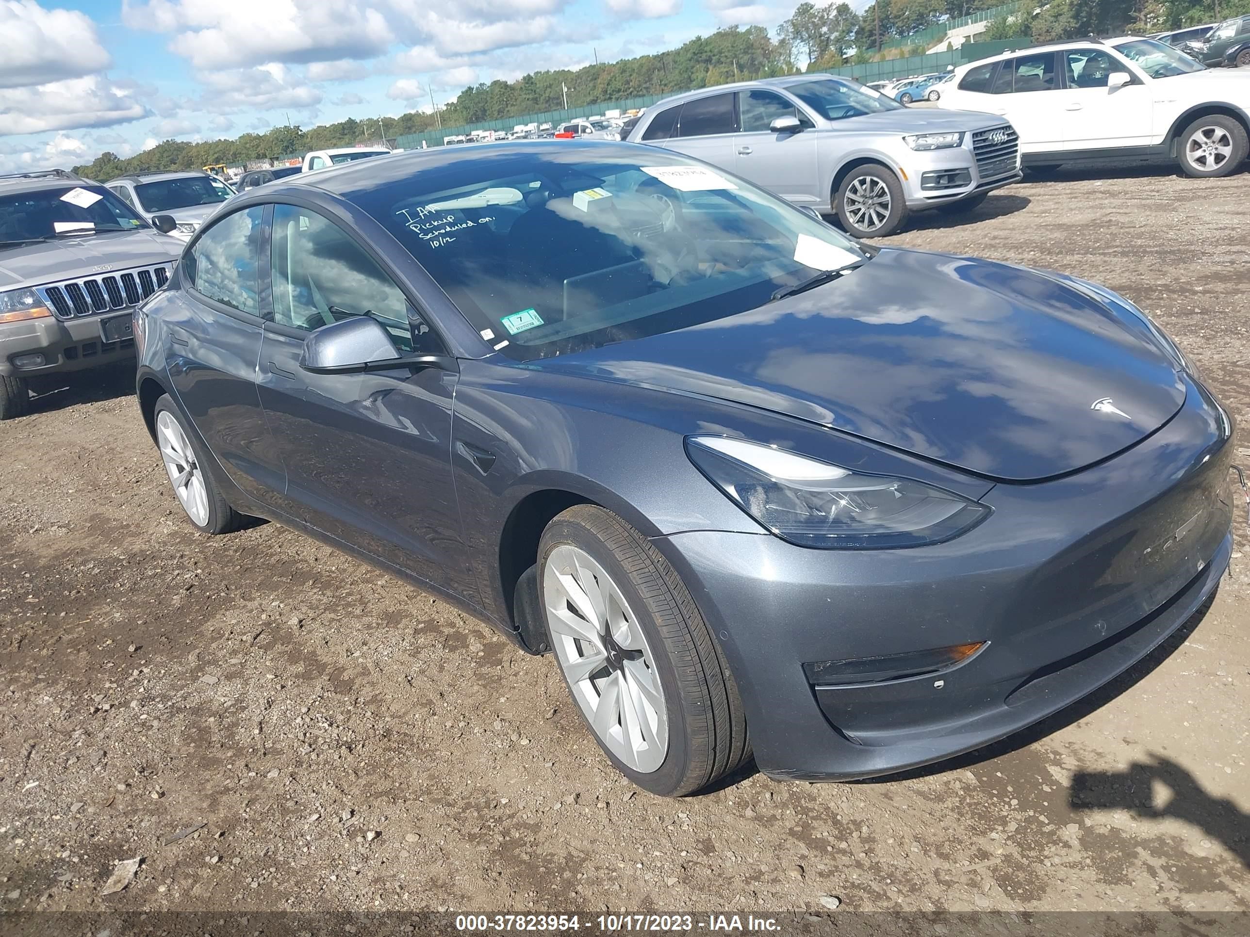 tesla model 3 2022 5yj3e1eb3nf287194