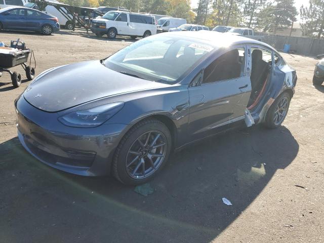 tesla model 3 2022 5yj3e1eb3nf319559