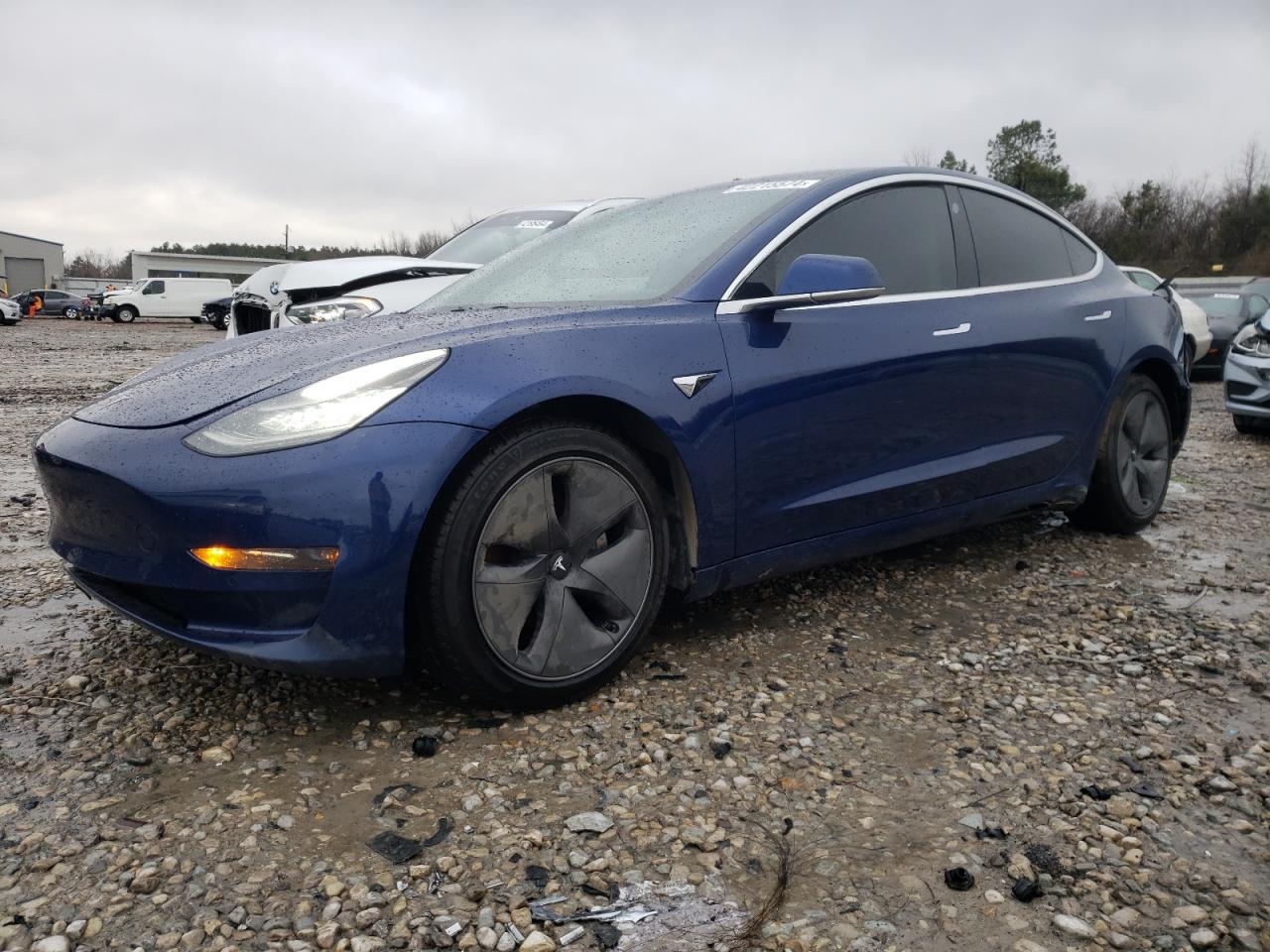 tesla model 3 2019 5yj3e1eb4kf464928