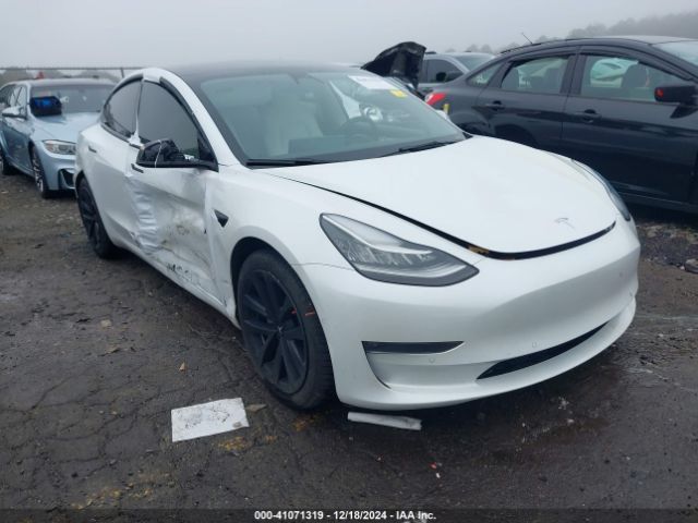 tesla model 3 2022 5yj3e1eb4nf241647