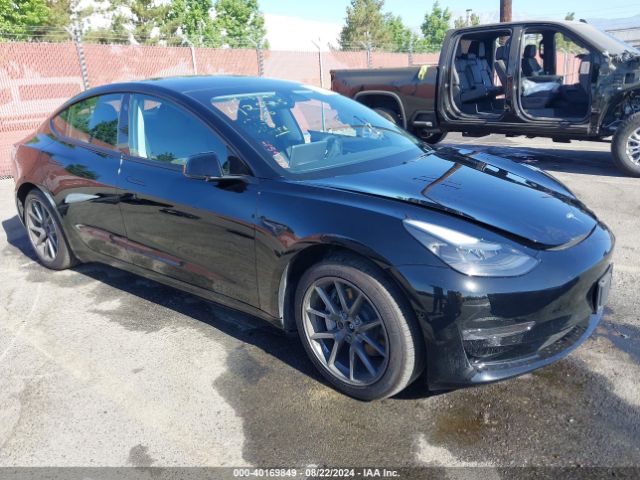 tesla model 3 2022 5yj3e1eb4nf246136