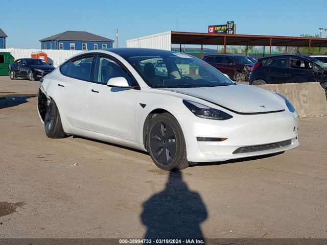 tesla model 3 2022 5yj3e1eb4nf334586