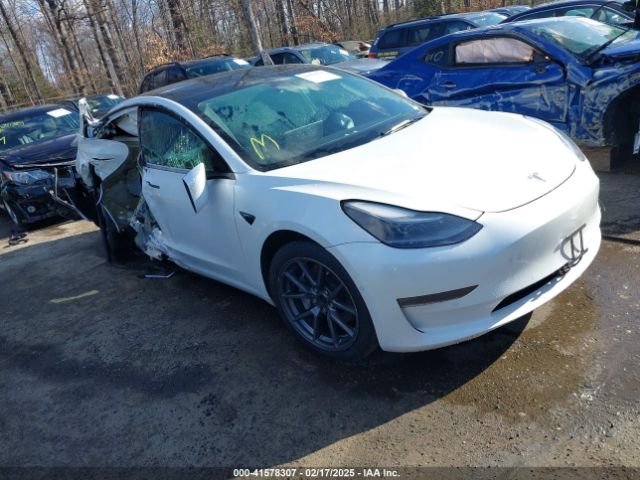 tesla model 3 2022 5yj3e1eb4nf334877