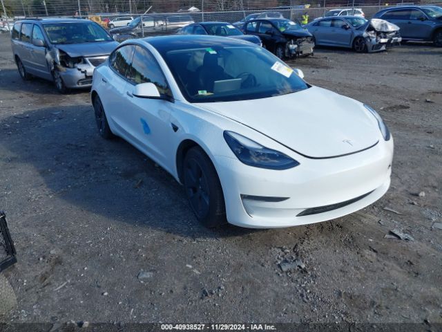 tesla model 3 2022 5yj3e1eb5nf180597