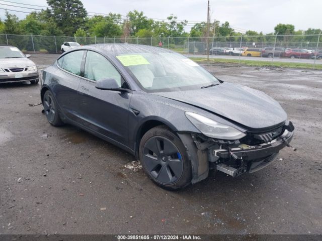 tesla model 3 2022 5yj3e1eb5nf184584