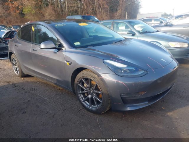 tesla model 3 2022 5yj3e1eb8nf118661