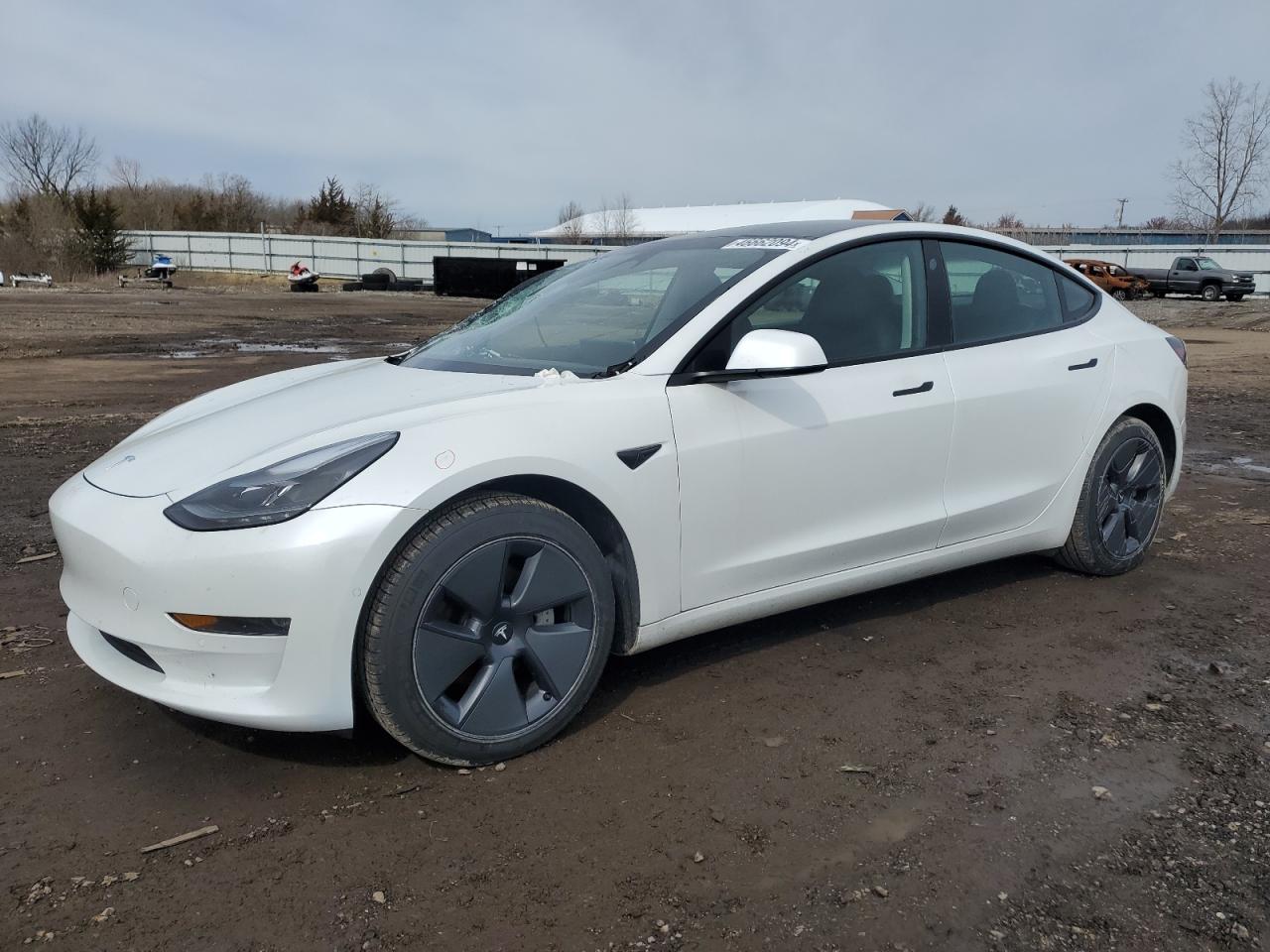 tesla model 3 2022 5yj3e1ebxnf271526