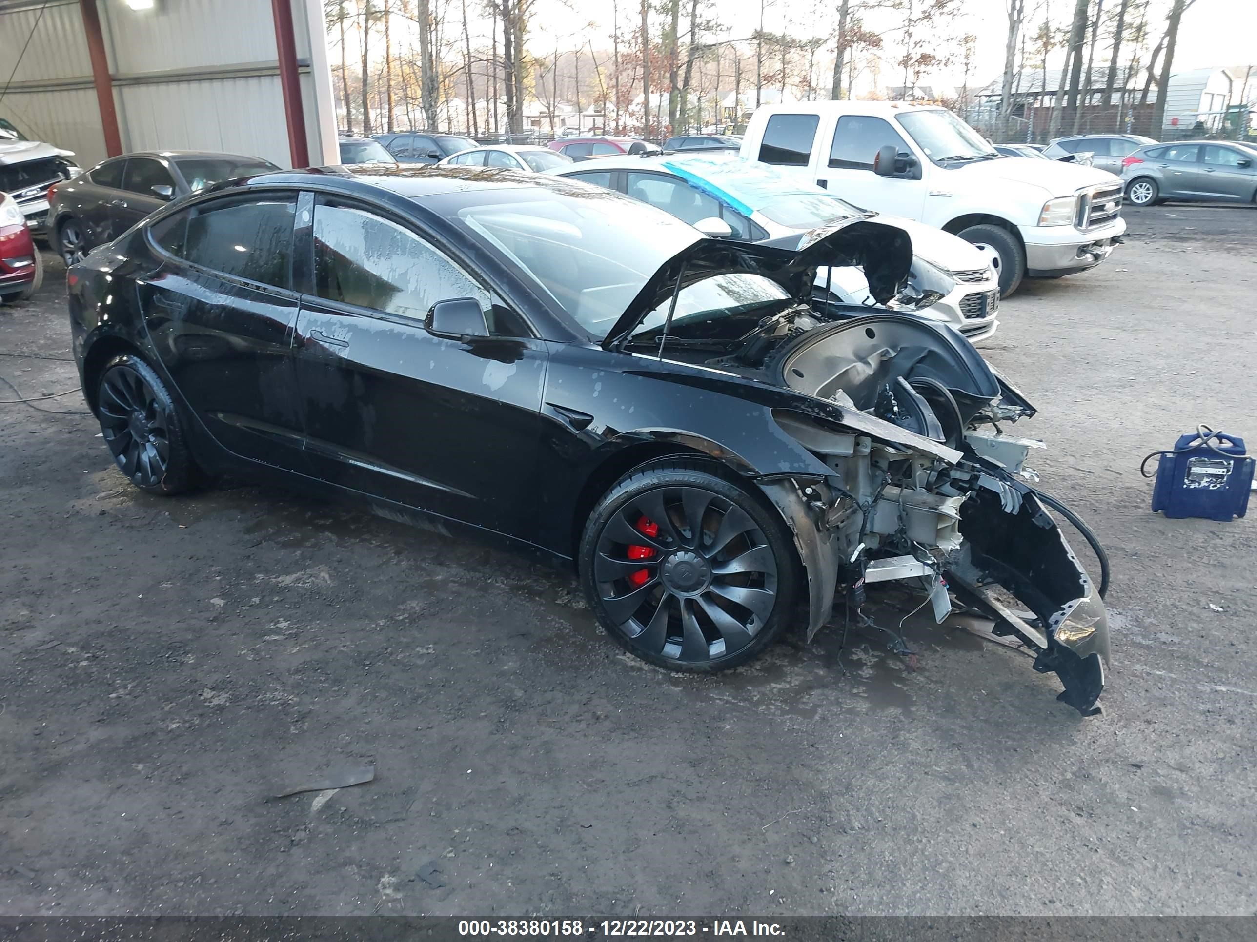 tesla model 3 2023 5yj3e1ec9pf561476