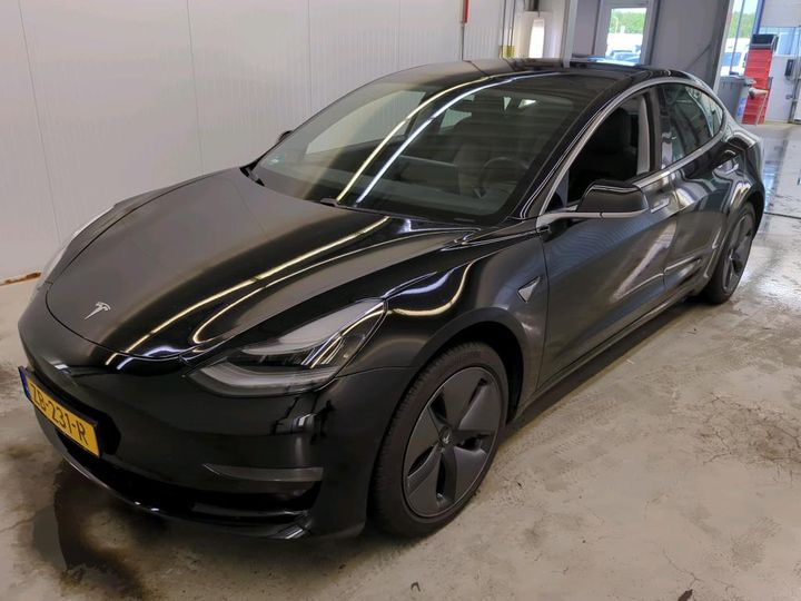 tesla 3 2019 5yj3e7eb1kf241362