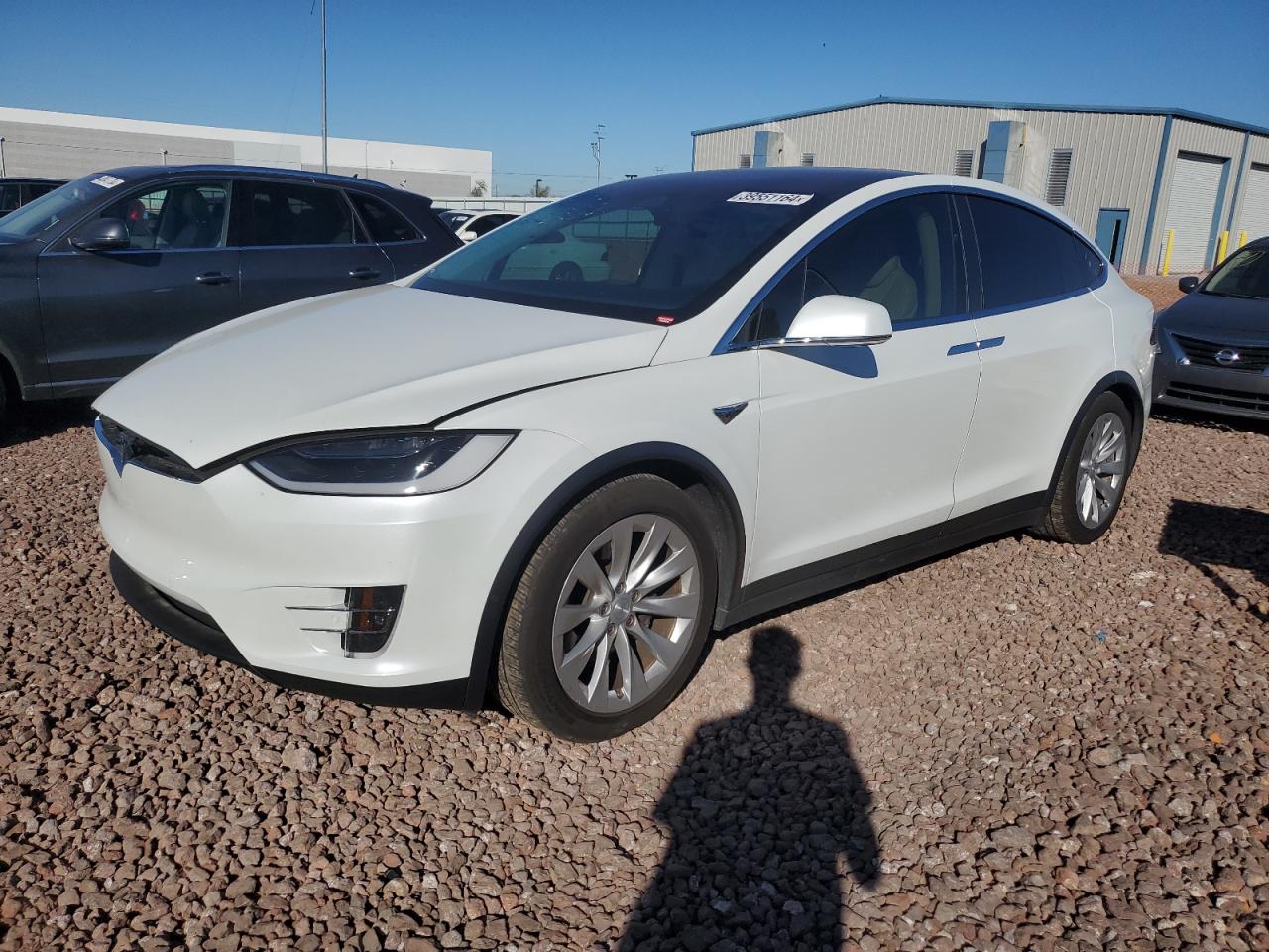 tesla model x 2017 5yjxcde2xhf075552