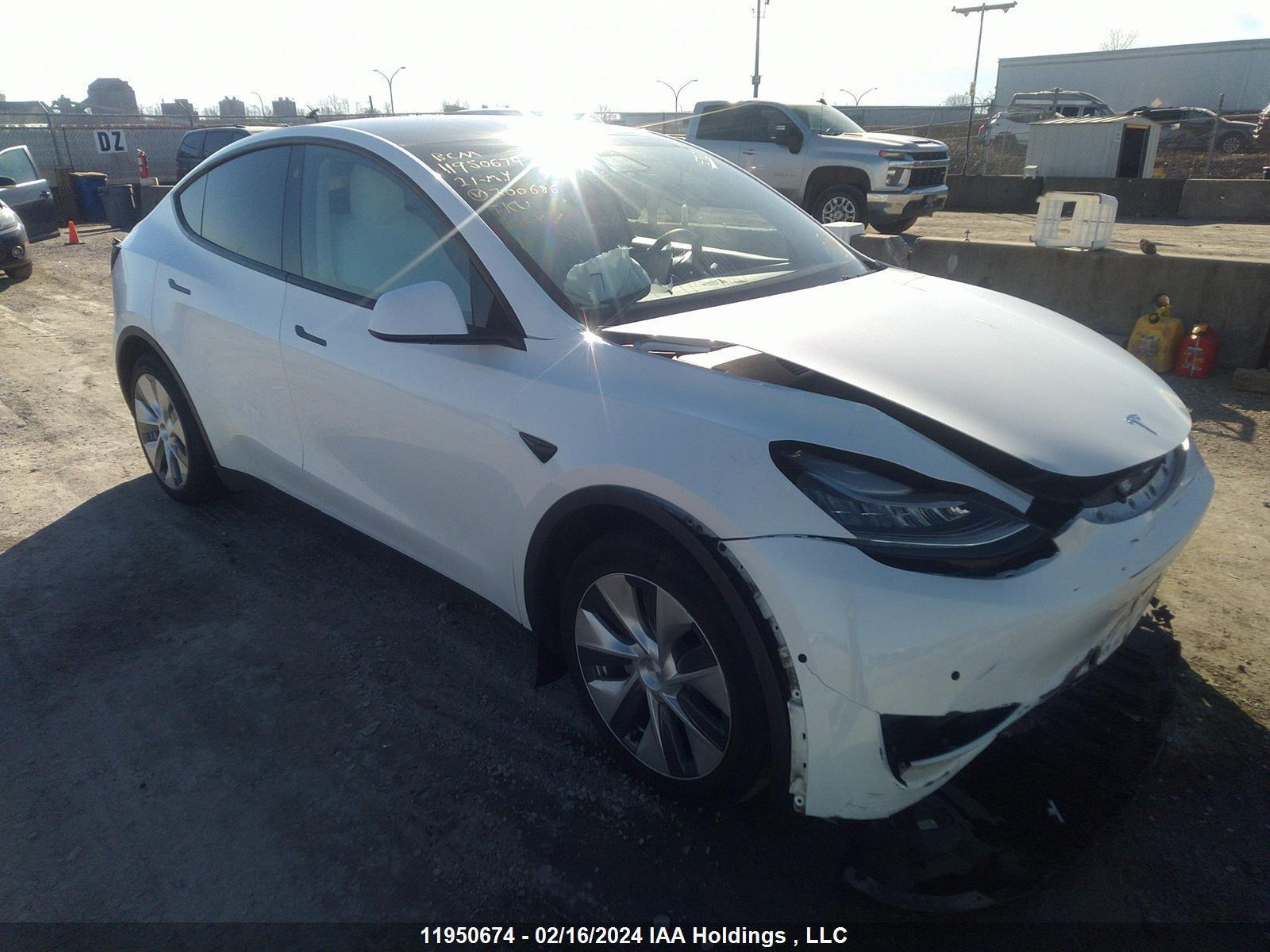 tesla model y 2021 5yjygaee2mf300686