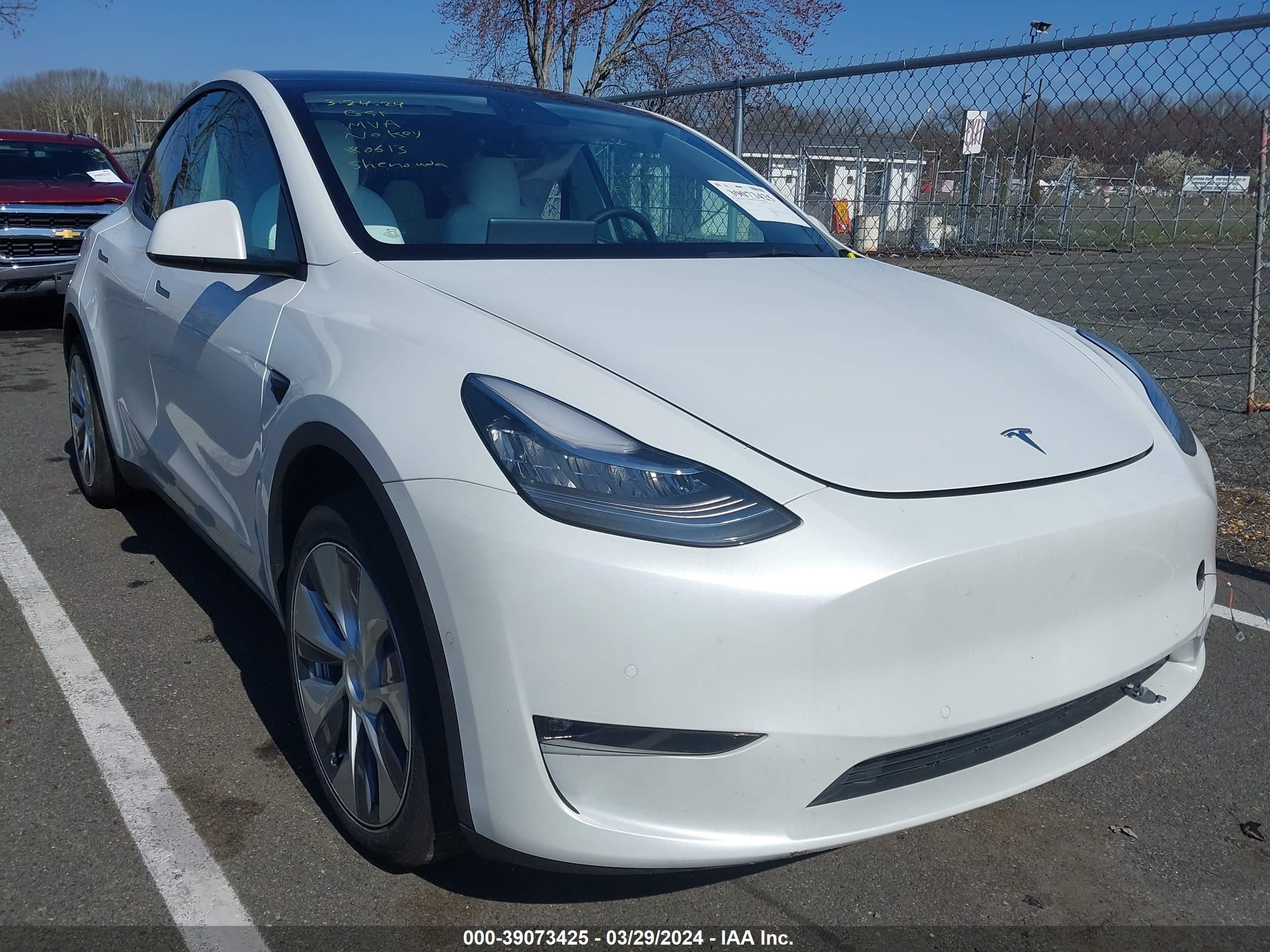 tesla model y 2021 5yjygdee1mf240613