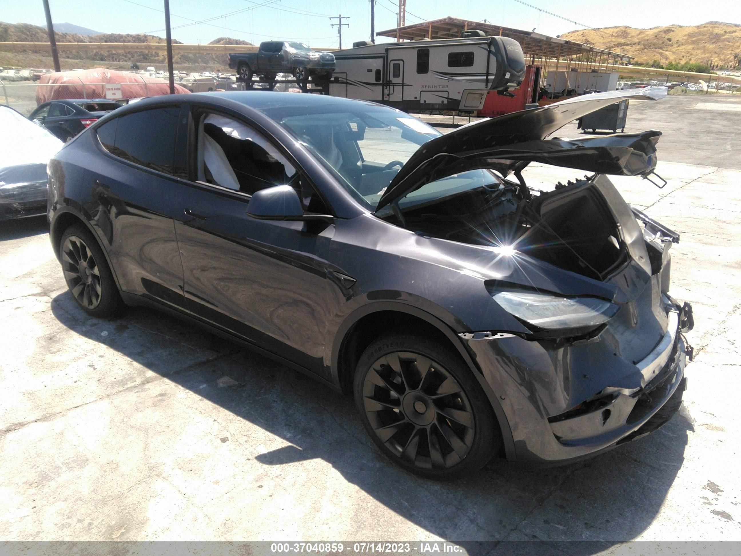 tesla model y 2021 5yjygdee4mf183145