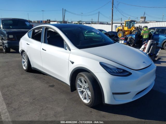 tesla model y 2021 5yjygdee8mf271017