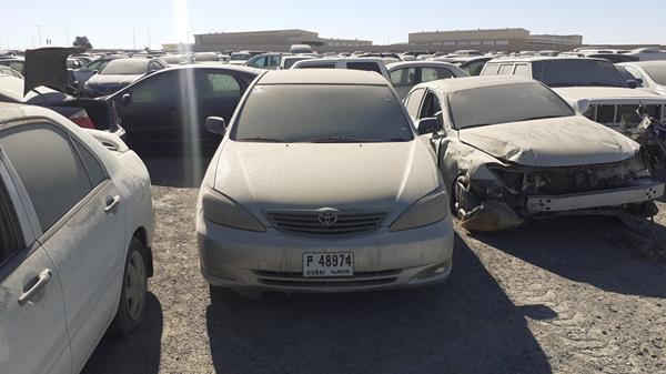 toyota camry 2003 6t1be32k63x391385