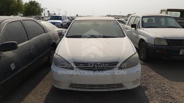 toyota camry 2005 6t1be33k95x525825
