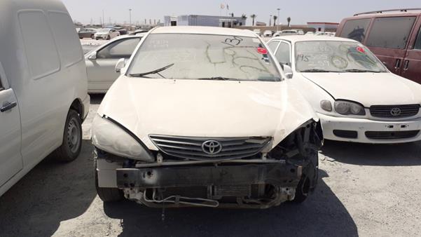 toyota camry 2005 6t1be33kx5x510332