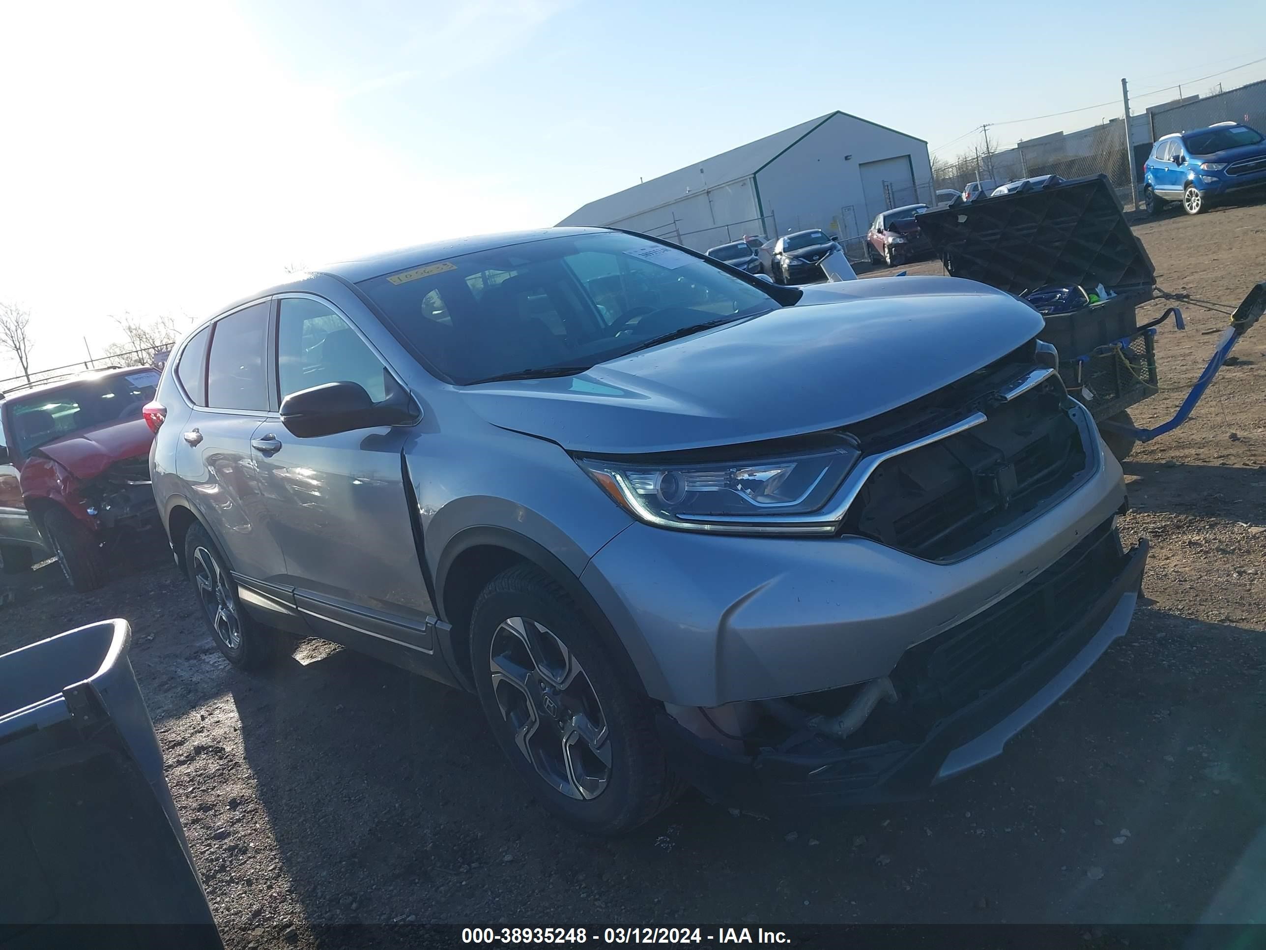 honda cr-v 2018 7farw2h52je105633