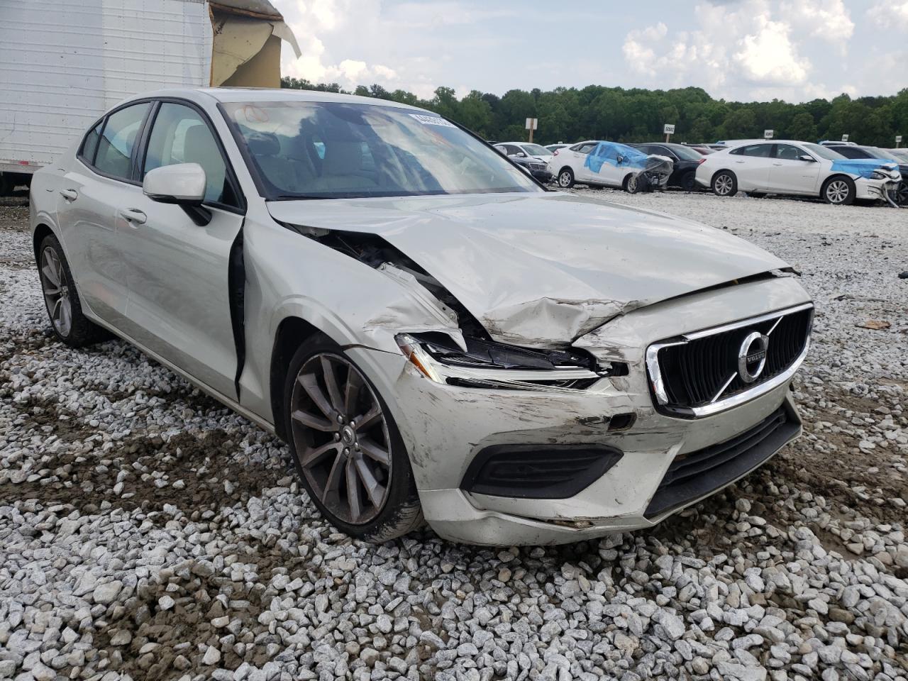 volvo s60 2019 7jr102fkxkg010037