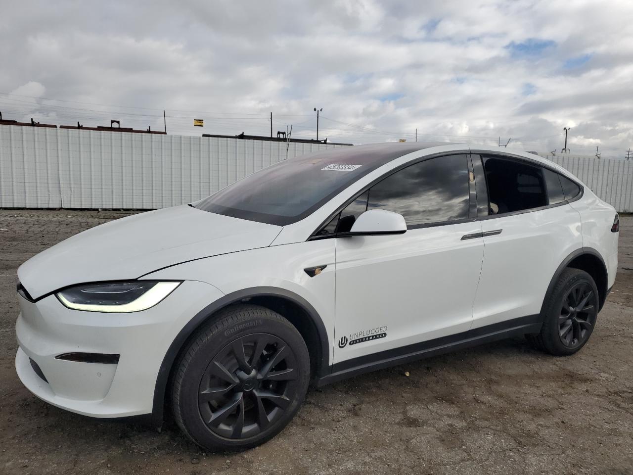 tesla model x 2022 7saxcae55nf350011