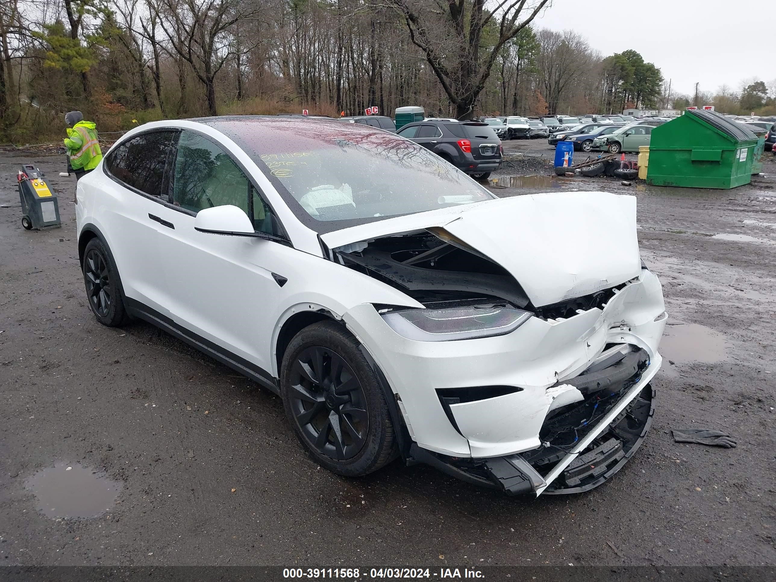 tesla model x 2023 7saxcae59pf404204