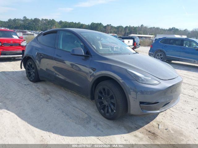 tesla model y 2023 7saygaee0pf682899