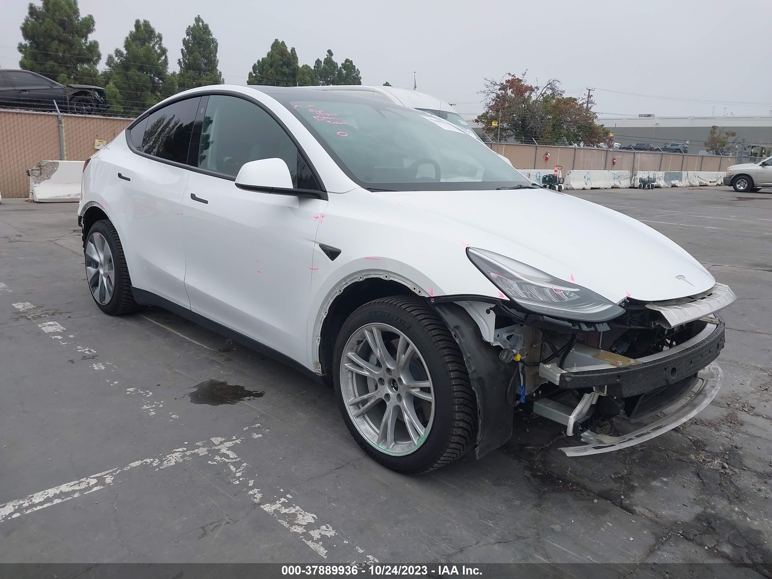 tesla model y 2022 7saygaee3nf420730