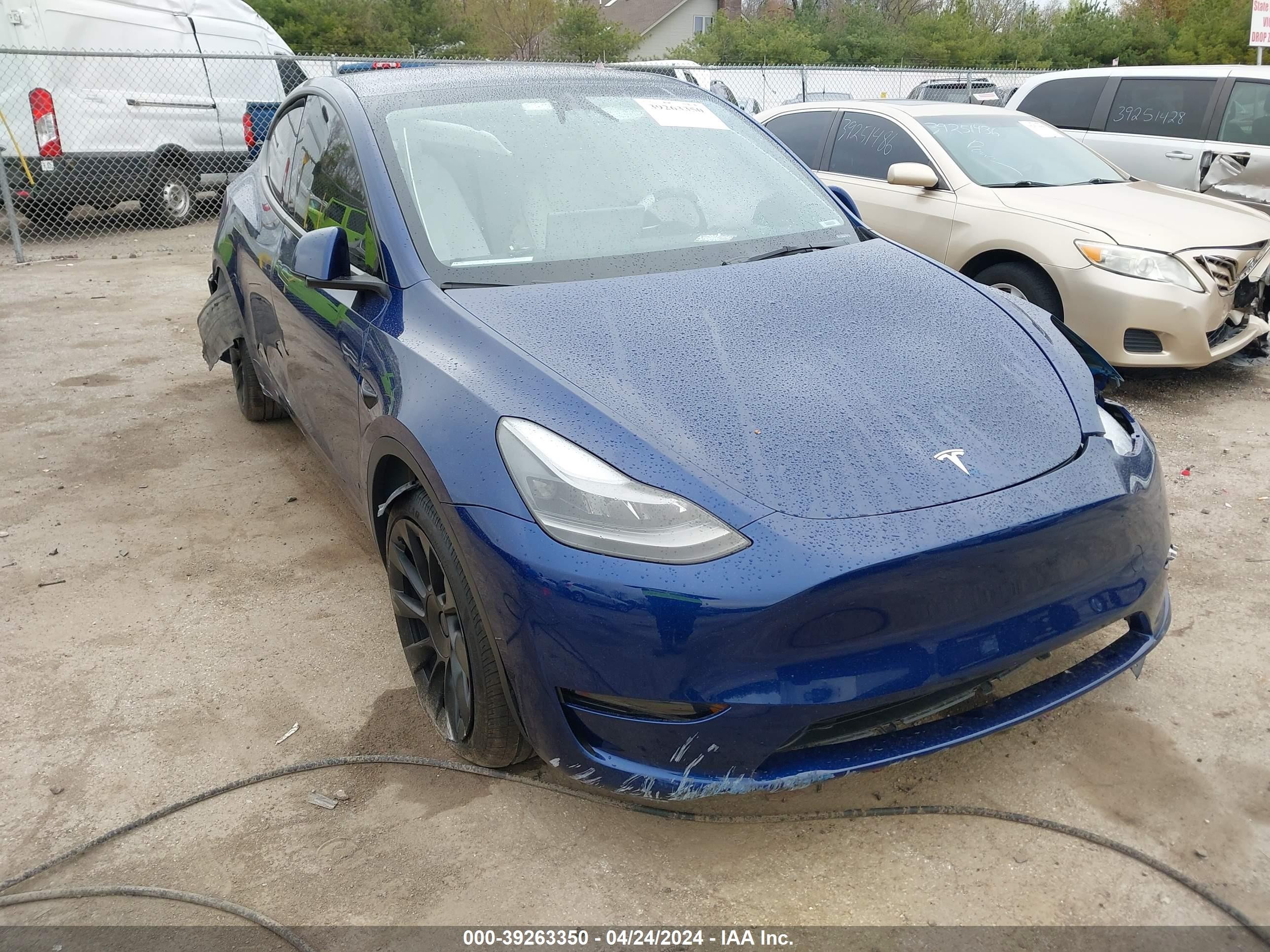 tesla model y 2023 7saygaee3pf832567