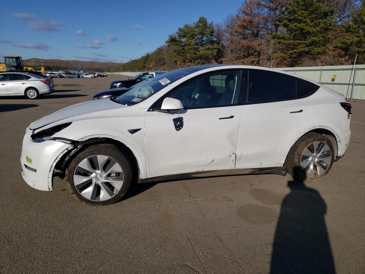 tesla model y 2023 7saygaee8pf801590