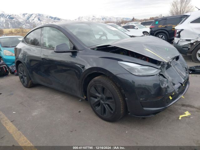 tesla model y 2024 7saygaee8rf210386