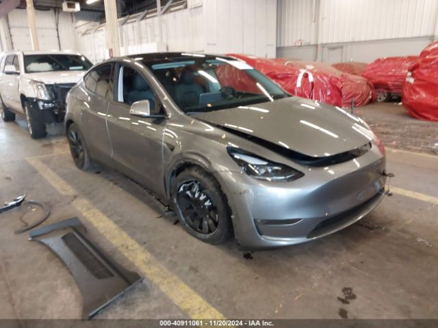 tesla model y 2024 7saygaeexrf170814