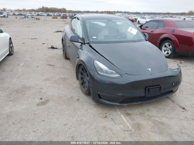 tesla model y 2024 7saygded0rf016038