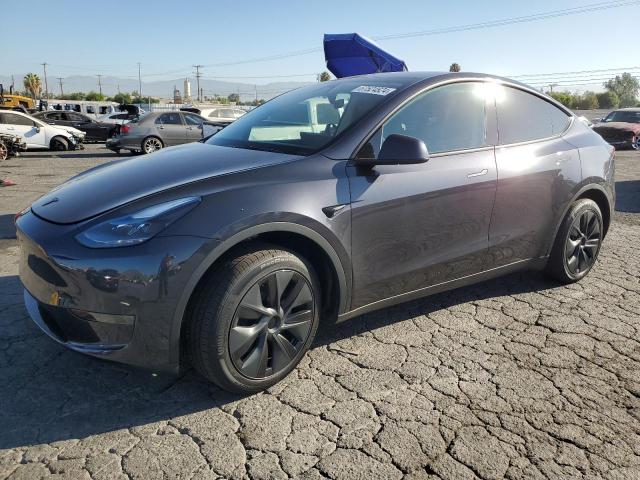 tesla model y 2024 7saygded1rf121025