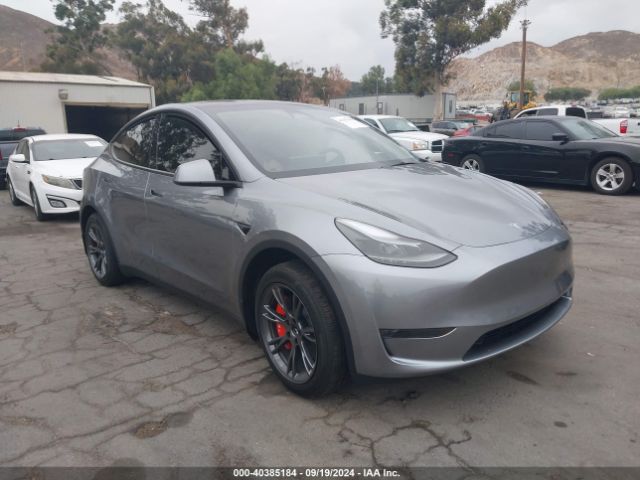 tesla model y 2024 7saygded2ra318508