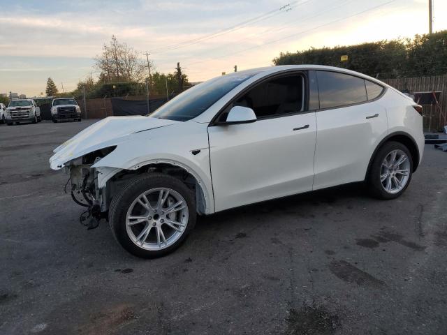 tesla model y 2024 7saygded2rf029678