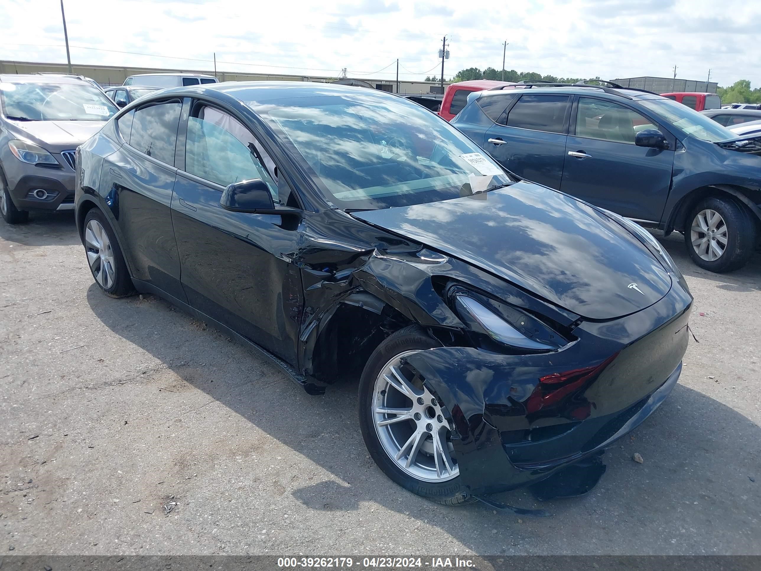 tesla model y 2024 7saygded5rf992705