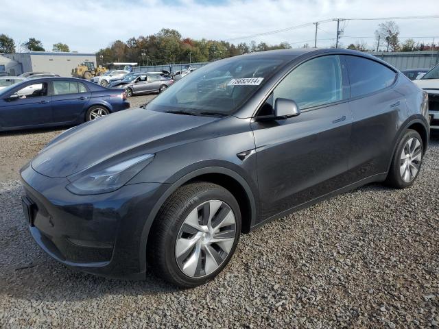 tesla model y 2024 7saygded6rf004718