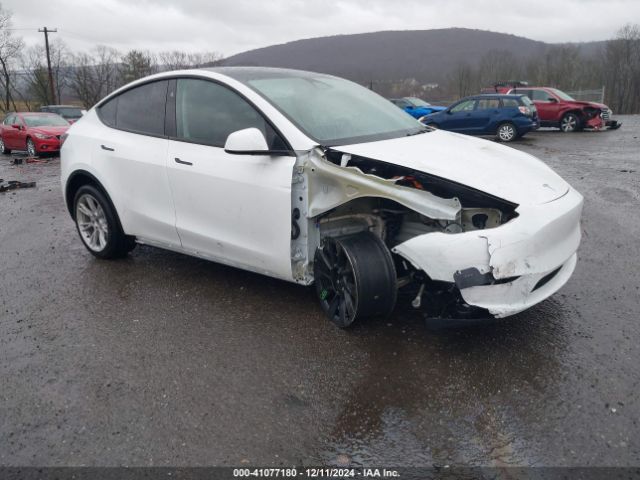 tesla model y 2023 7saygdee0pa144654