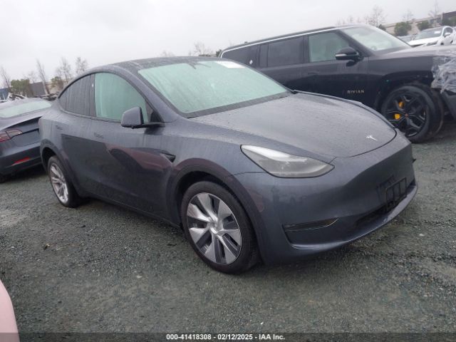 tesla model y 2023 7saygdee0pa195264