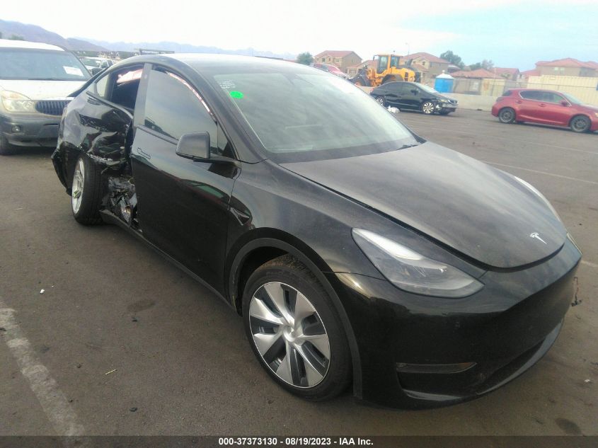 tesla model y 2023 7saygdee0pf682922