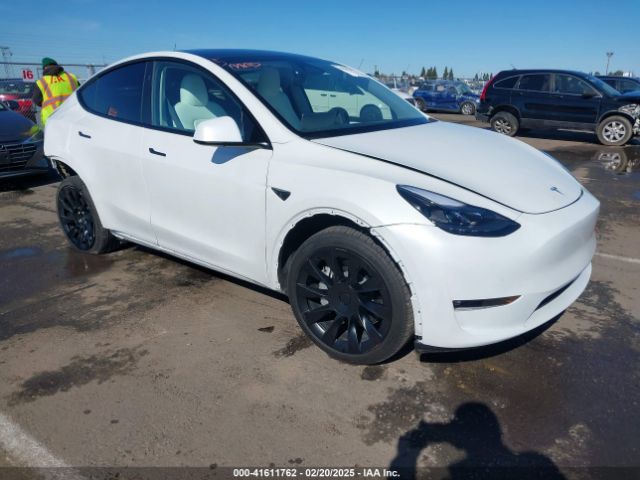 tesla model y 2023 7saygdee0pf945202