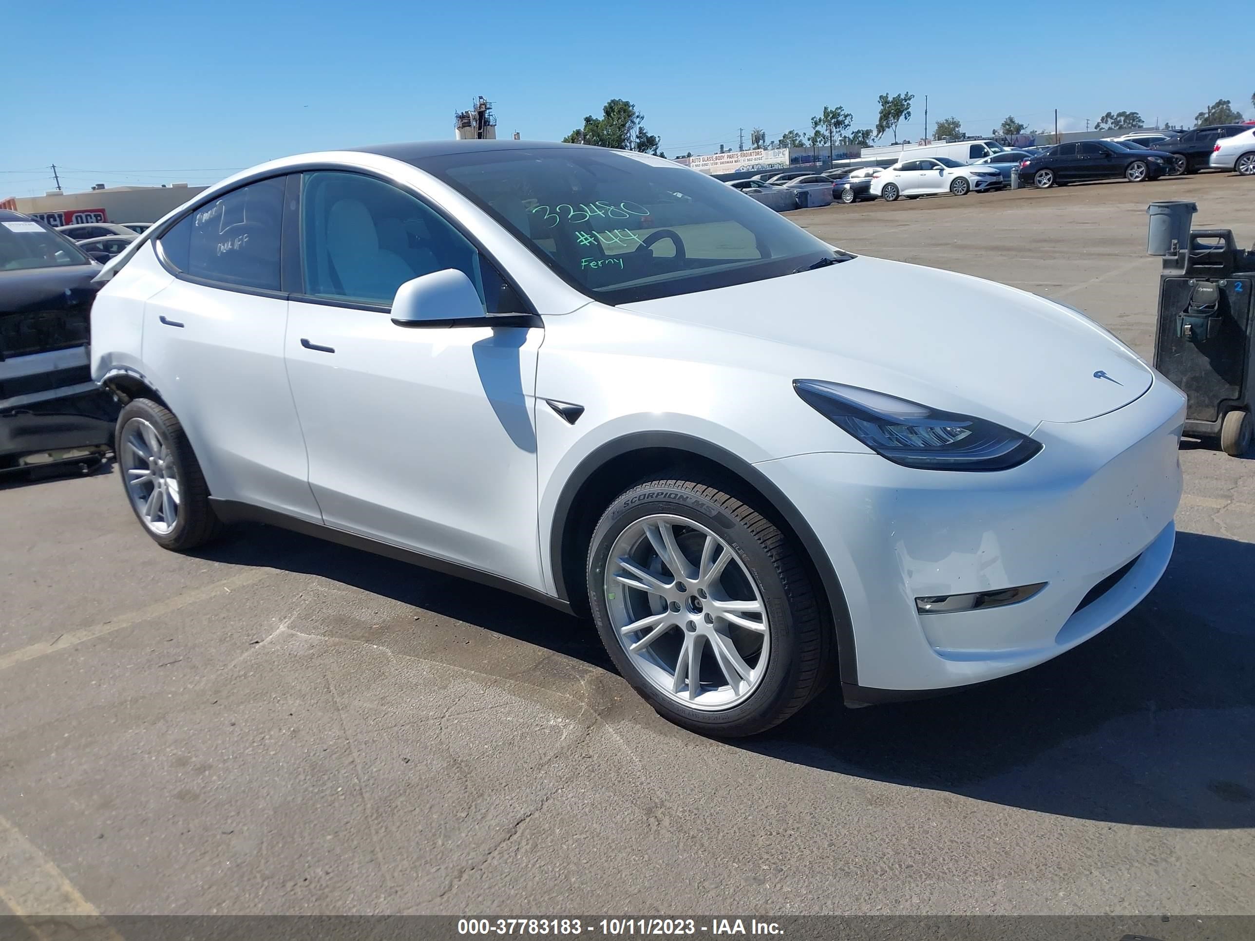 tesla model y 2023 7saygdee2pa158507