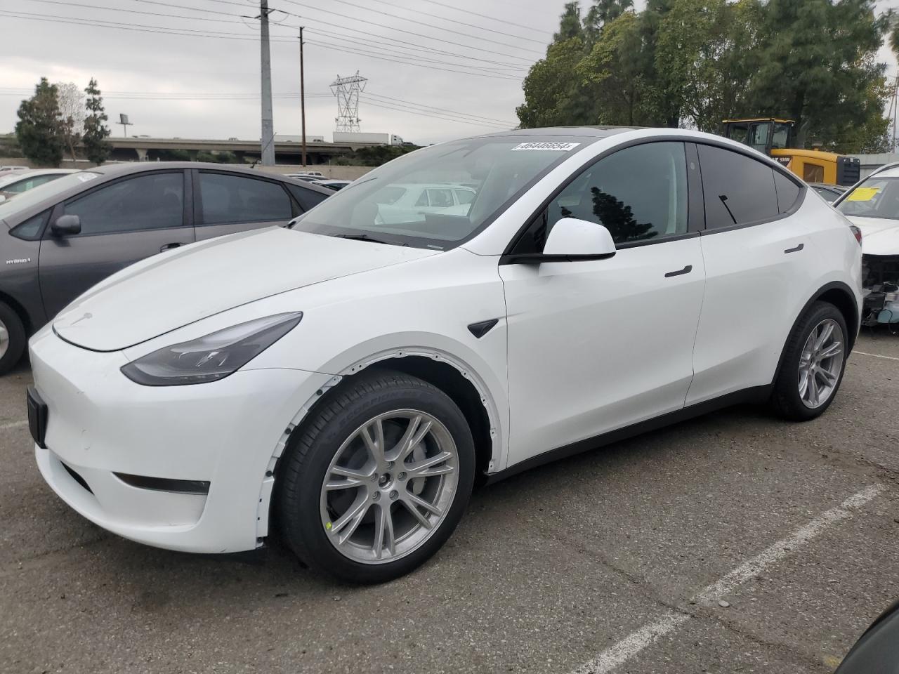 tesla model y 2023 7saygdee2pa180412