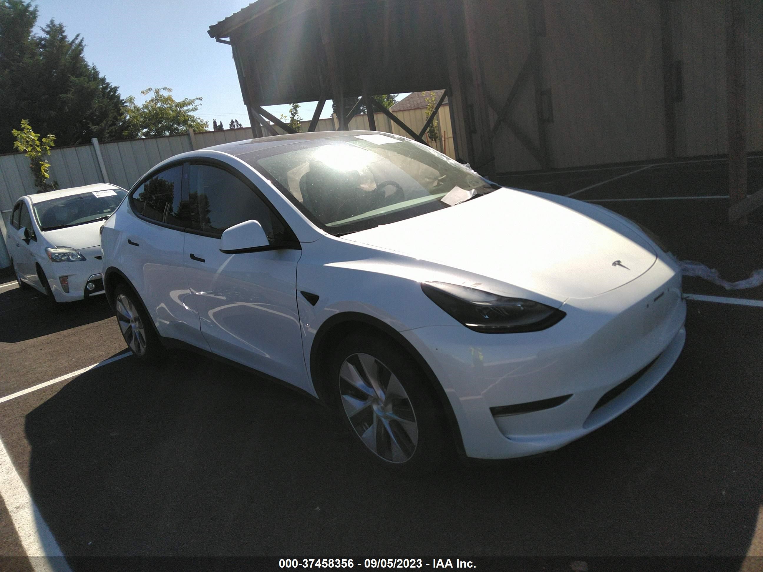 tesla model y 2023 7saygdee2pf624763