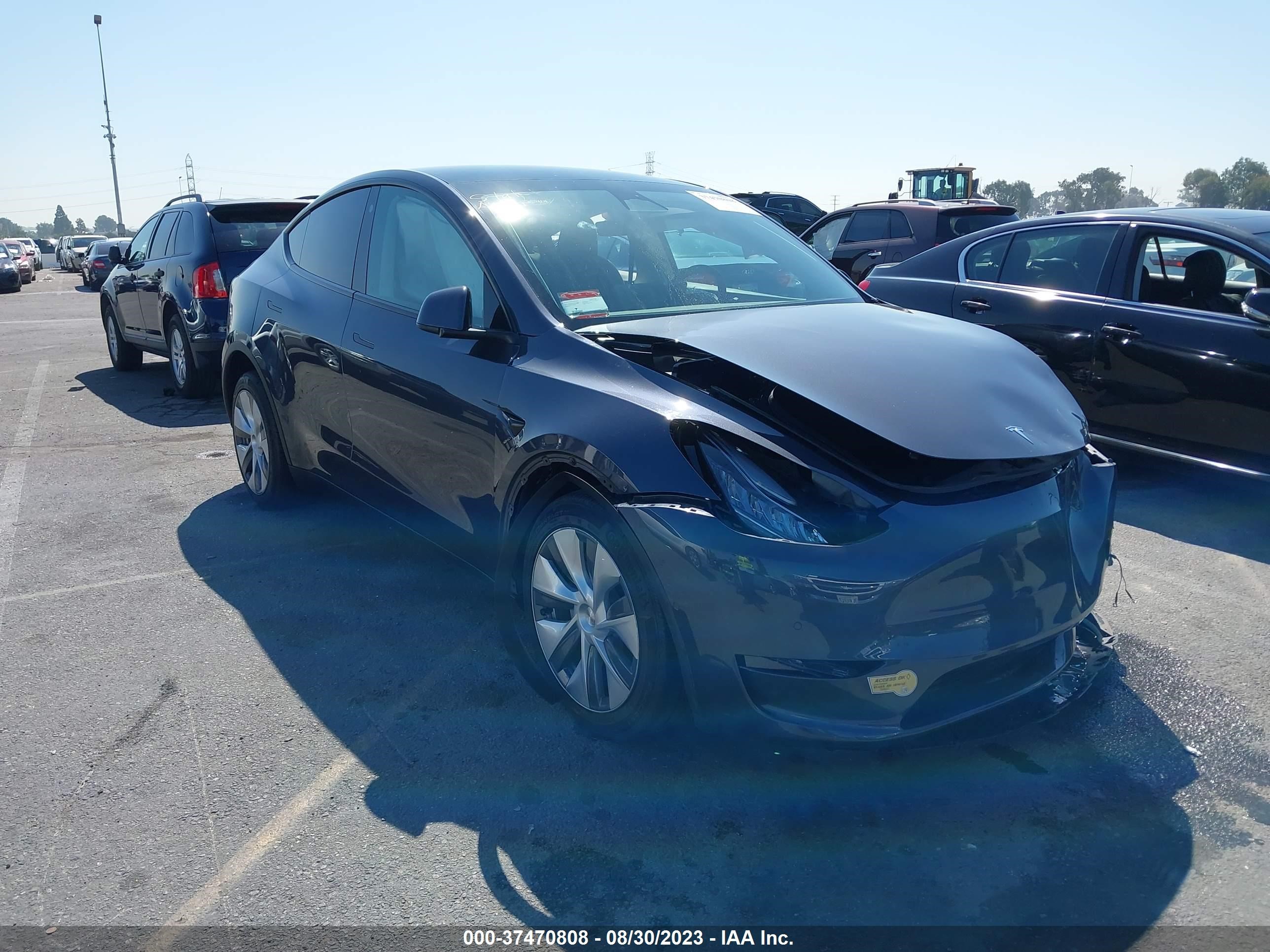 tesla model y 2022 7saygdee3na022643