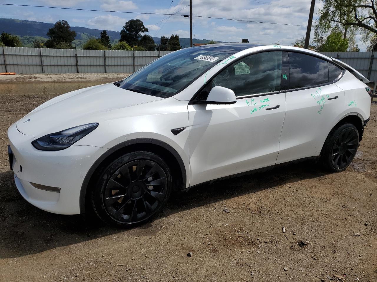 tesla model y 2022 7saygdee4nf481084